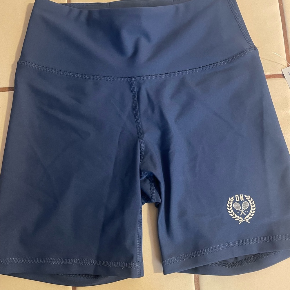 Selling old navy active high rise bike shorts bike short. Size S
